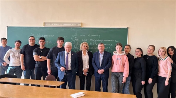 Открытая лекция профессора А.М. Цалиева о роли Конституции в жизни общества, государства и человека