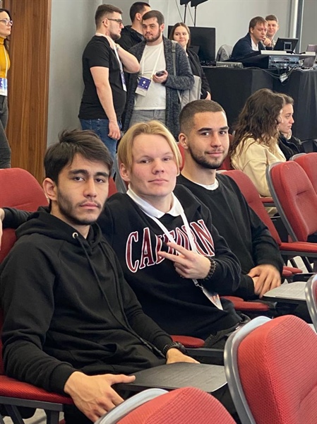 Студенты СКГМИ принимают участие в молодежном форуме «Студ.Бизнес» в Центре знаний «Машук»