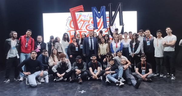 Завершился очередной конкурсный день фестиваля студенческого творчества «Студенческая весна - Алания»