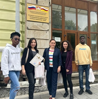 Иностранные студенты СКГМИ приняли участие в конкурсе чтецов