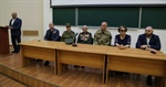 Студенты и ветераны обсуждают патриотизм