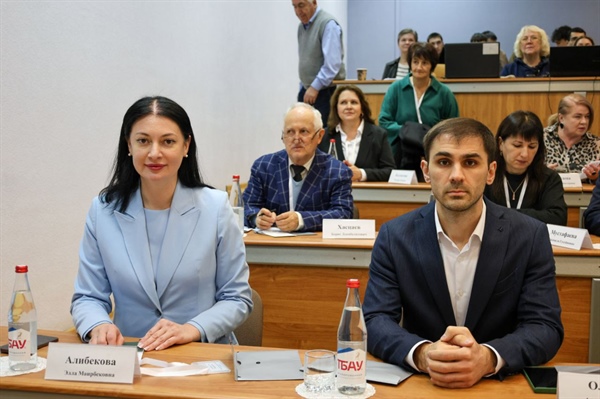 В СКГМИ стартовала масштабная международная конференция по электронике и системам управления и коммуникаций