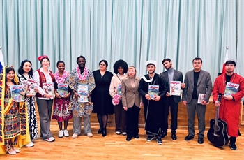 СКГМИ и ЦО «Интеллект» провели совместный праздник ко Дню родного языка