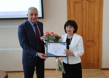 За высокие достижения и преданность делу!