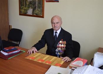 Владимиру Тохсырову вручена медаль «Дети войны»